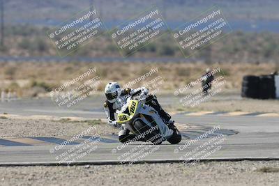 media/Oct-05-2025-CVMA (Sun) [[beeef4f201]]/Race 5-Amateur Supersport Open (Holeshot)/